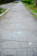 
children's drawing on aswalt