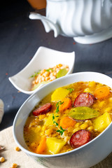Hearty pea soup after grandmas rezept