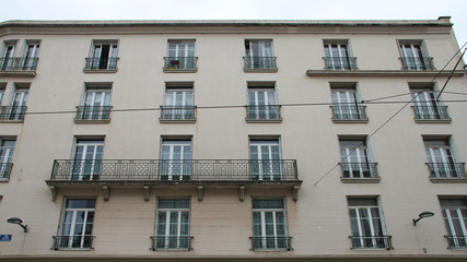 Fototapeta na wymiar flats building in brest (brittany - france)