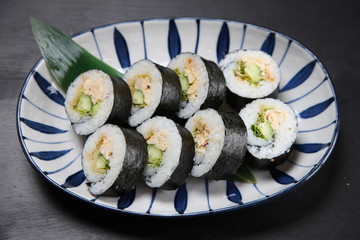 チキンサラダ巻き
