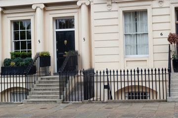 london typical English dwellings architecture