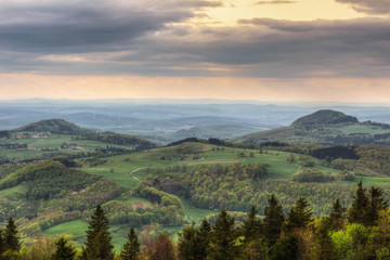 Fototapeta premium Frühling auf der Wasserkuppe