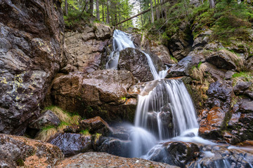 Naklejka na ściany i meble Wanderung zu den Rißloch Wasserfälle bei Bodenmais | Naturerlebnis Bayerischer Wald