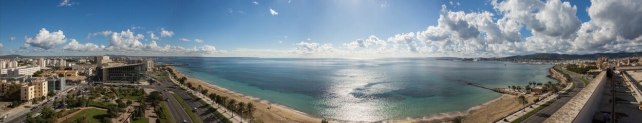 Fototapeta premium skyline mallorca palma city beach