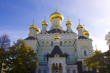 Fototapeta na wymiar St. Nicholas Cathedral of Pokrovsky Monastery in Kyiv, Ukraine