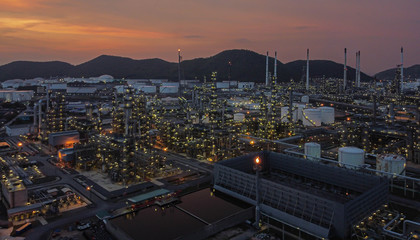 Gas and oil production sources that are turning on lights in order to wait for work to produce fuel or gas during  such as sunset