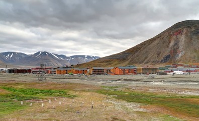 Fototapeta premium Longyearbyen, capitale du Svalbard en Norvège