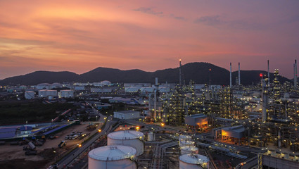 Gas and oil production sources that are turning on lights in order to wait for work to produce fuel or gas during  such as sunset