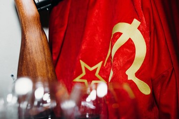 sickle and hammer star ussr soviet flag design interior