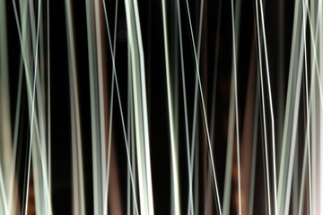 Senkrecht verlaufende gerade Lichtspuren (Linien, bunt)