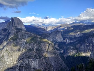 Tunnel View in California's Yosemite National Park, USA