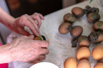 Obraz na płótnie Canvas Preparation of eggs for painting and ornamentation