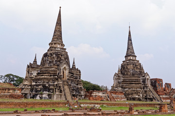 Fototapeta premium Ayutthaya archaeological Park, Wat Phra Si Sanphet - Thailand