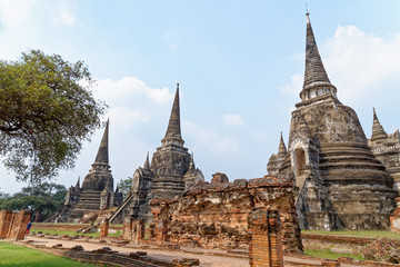 Fototapeta premium Ayutthaya archaeological Park, Wat Phra Si Sanphet - Thailand