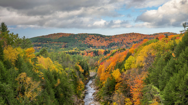 Quechee Gorge in Autumn near Woodstock Vermont