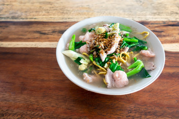 Fried noodle with pork and broccoli,The Best Thai Dishes, Wide Rice Noodles Pork in Thick Gravy,