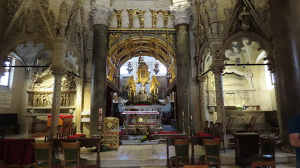 Fototapeta na wymiar Cathedrale, Kirche von Split Innenraum