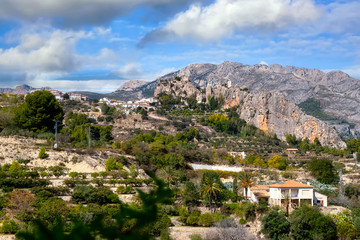 Fototapeta na wymiar View to the village of Guadalest in Spain