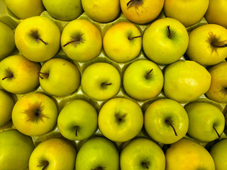 photo lots of apples on the counter supermarket