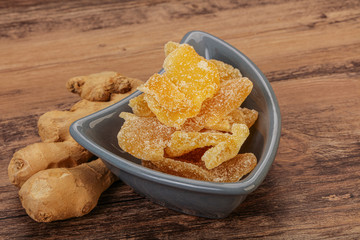 Dry sweet ginger in the bowl