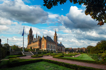 THE HAGUE, 26 September 2018 - Sunny early morning on the Peace Palace garden, seat of the...