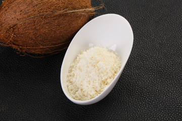 Coconut shredded chip with nut