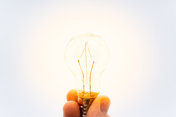 アイデアのひらめき　電球