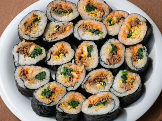 韓国料理　キンパの作り方