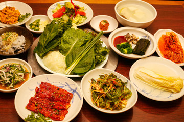 韓国焼肉の付け合わせ