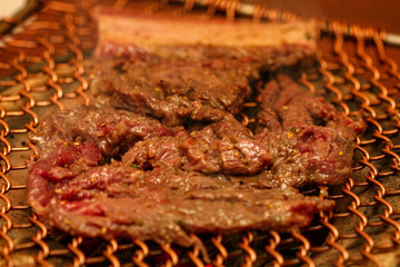 韓国焼肉、骨付きカルビ