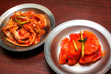 白菜キムチとカクテキ