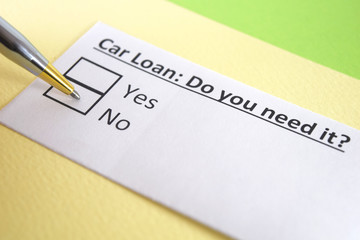 Obraz premium One person is answering question about car loan.