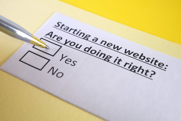 One person is answering question about starting a new website.