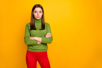 Portrait of serious minded girl real manager cross her hands ready decide study solution wear casual style outfit isolated over vibrant color background