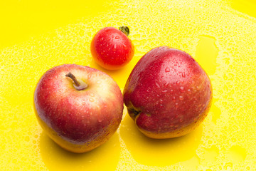 Red fruits, healthy fruits and with antioxidants