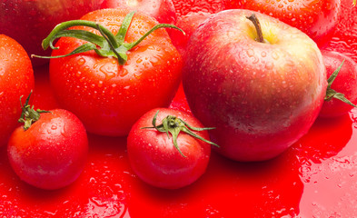 Red fruits, healthy fruits and with antioxidants