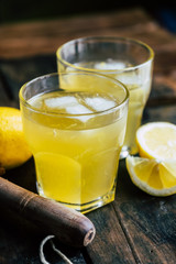 Citronnade fraiche fait maison - Boisson rafraichissante et hydratante