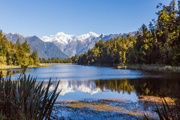 Fototapeta na wymiar Mount Cook and mount Tasman portrait. Southern Alps. South Island. New Zealand