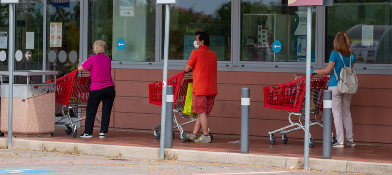 Grocery Shopping In The Covid Period 19