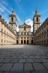 Fototapeta na wymiar Escorial monastery in Madrid