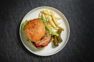 ハンバーガー　The American fast foods hamburger