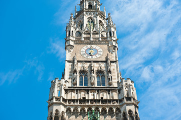 Obraz premium New Town Hall (Neues Rathaus). Sunny summer day. Munich. Germany