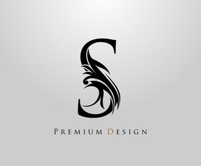 Obraz premium Classic Letter S Heraldic logo. Vintage classic gothic drawn emblem for book design, letter stamp, weeding card, brand name, business card, Restaurant, Boutique, Hotel.