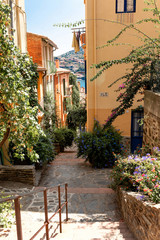 Fototapeta na wymiar Atmospheric overseas street of Collioure city in France
