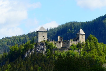 Fototapeta premium Burg Gallenstein, St. Gallen in der Steiermark
