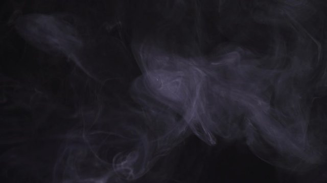 Rauch Nebel vor schwarzem Hintergund