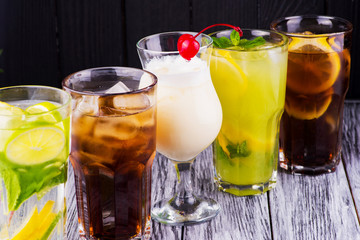 summer drinks, cocktails, mojito, cola, whiskey, bar, alcohol, alcoholic drinks, ice drinks, food, glasses with alcohol, cocktail sex on the beach, cocktail Pina Colada, Pina Colada, sex on the beach