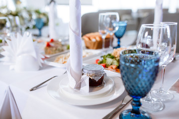 Festive table setting and decor