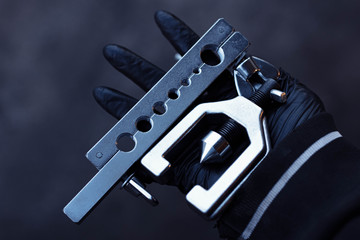 tool for flaring and rolling of copper and iron tubes of the car brake system, refrigerators and air conditioners.