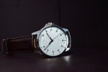 
clock
Super expensive
For businessmen